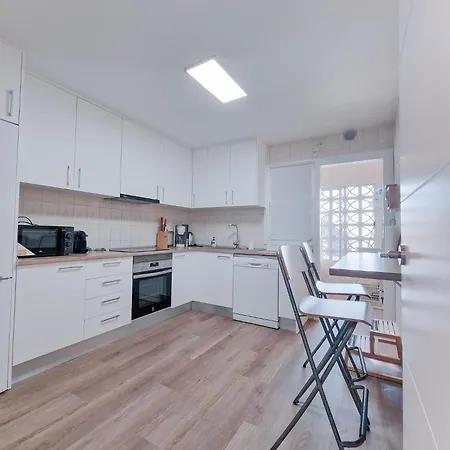 Apartment Sea
