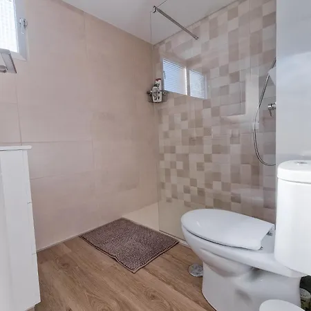 Sea Apartment *